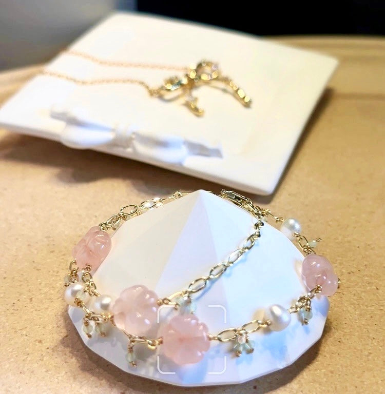 Rose Quartz and Freshwater Pearl Necklace